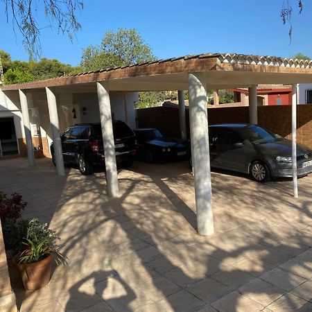 Maravisa Bed & Breakfast La Pobla de Vallbona Bagian luar foto