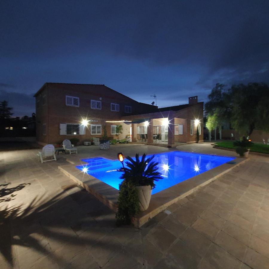 Maravisa Bed & Breakfast La Pobla de Vallbona Bagian luar foto